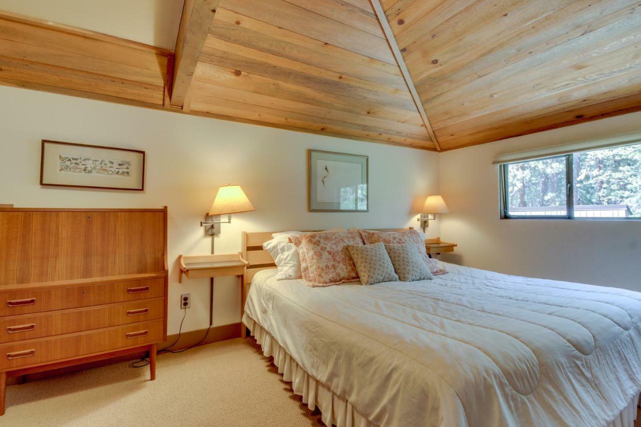 Country House Condo 63Black Butte Ranch エクステリア 写真
